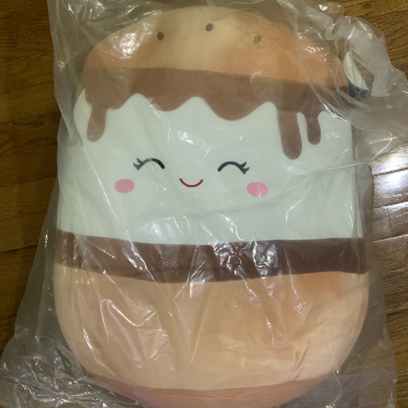 RARE LARGE 20” Carmelita s’more original Squishmallow. BRAND NEW - Picture 2 of 5